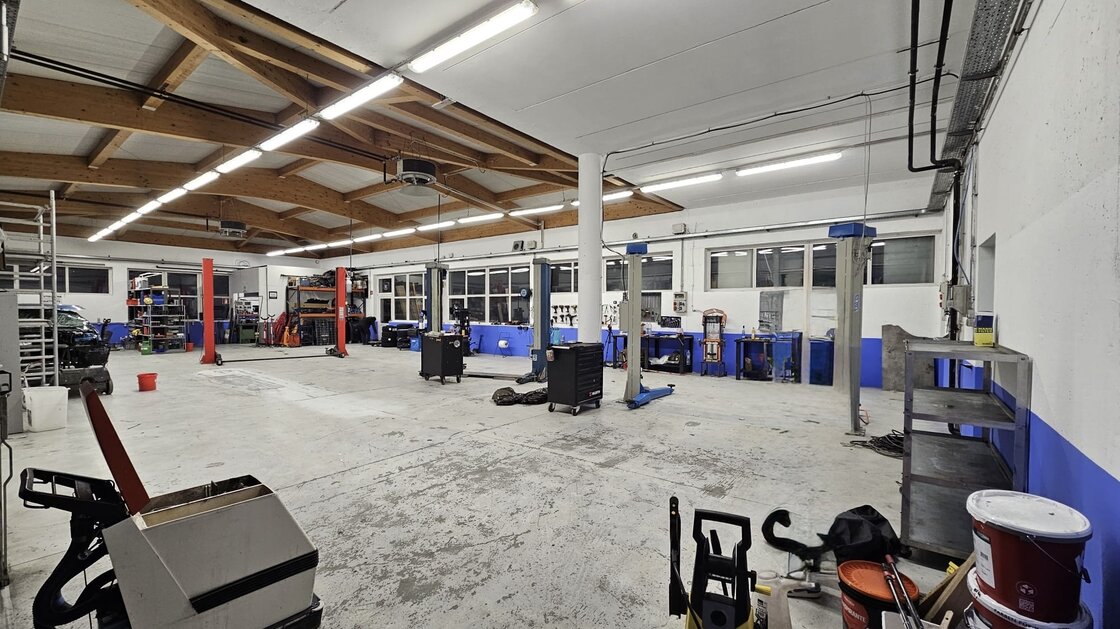 Autowerkstatt in Top-Zustand