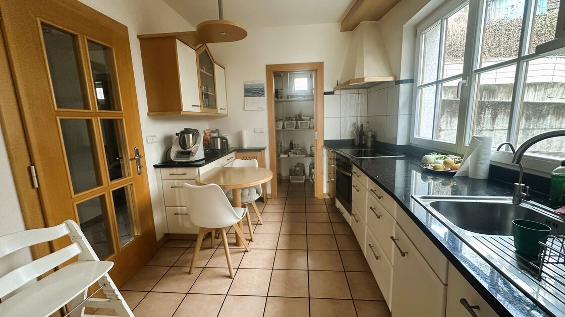Casa con vista panoramica e giardino privato
