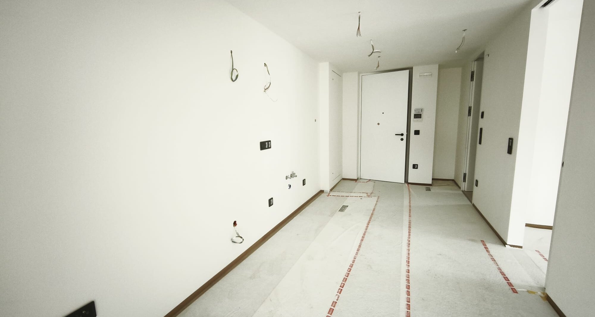 W9: Nuovo, piccolo bilocale in posizione centrale