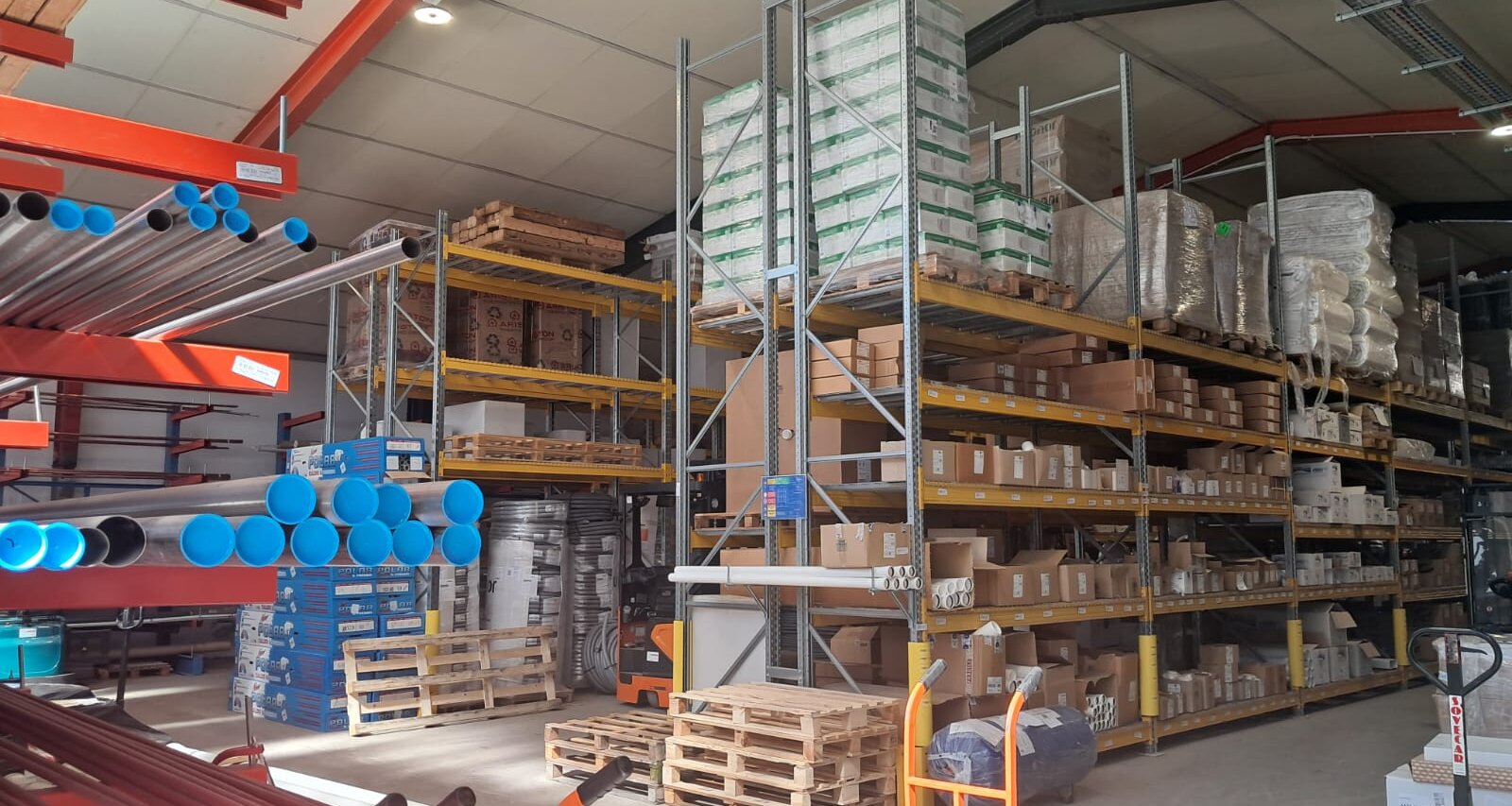 Großzügige Gewerbeimmobilie im Erdgeschoss