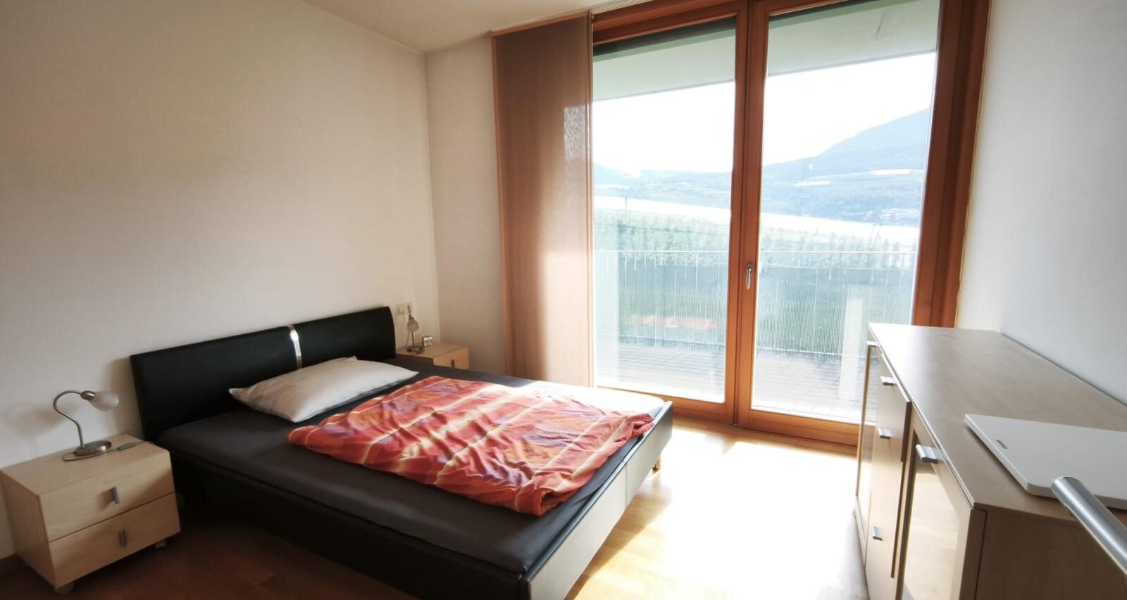 Moderno bilocale con terrazza