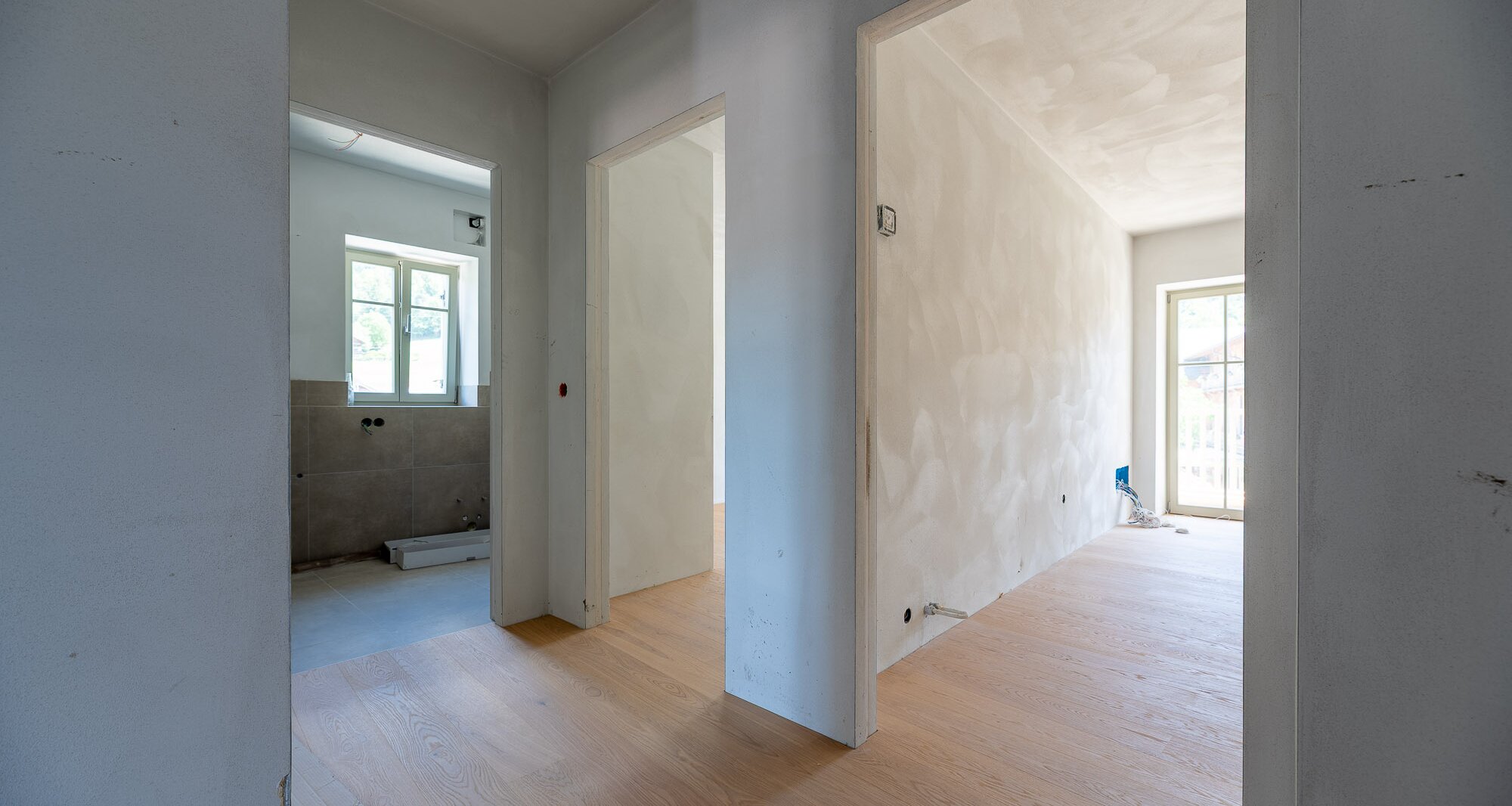 A3: New four-room apartment on a high floor with ~400 m² garden