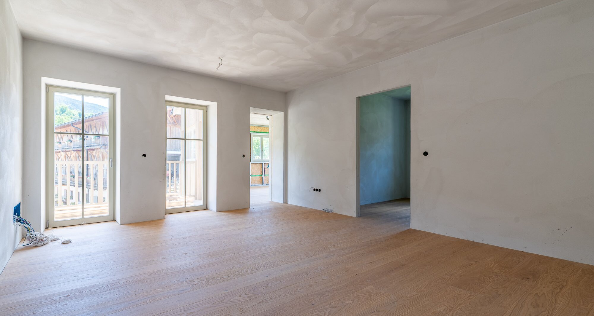 A3: New four-room apartment on a high floor with ~400 m² garden