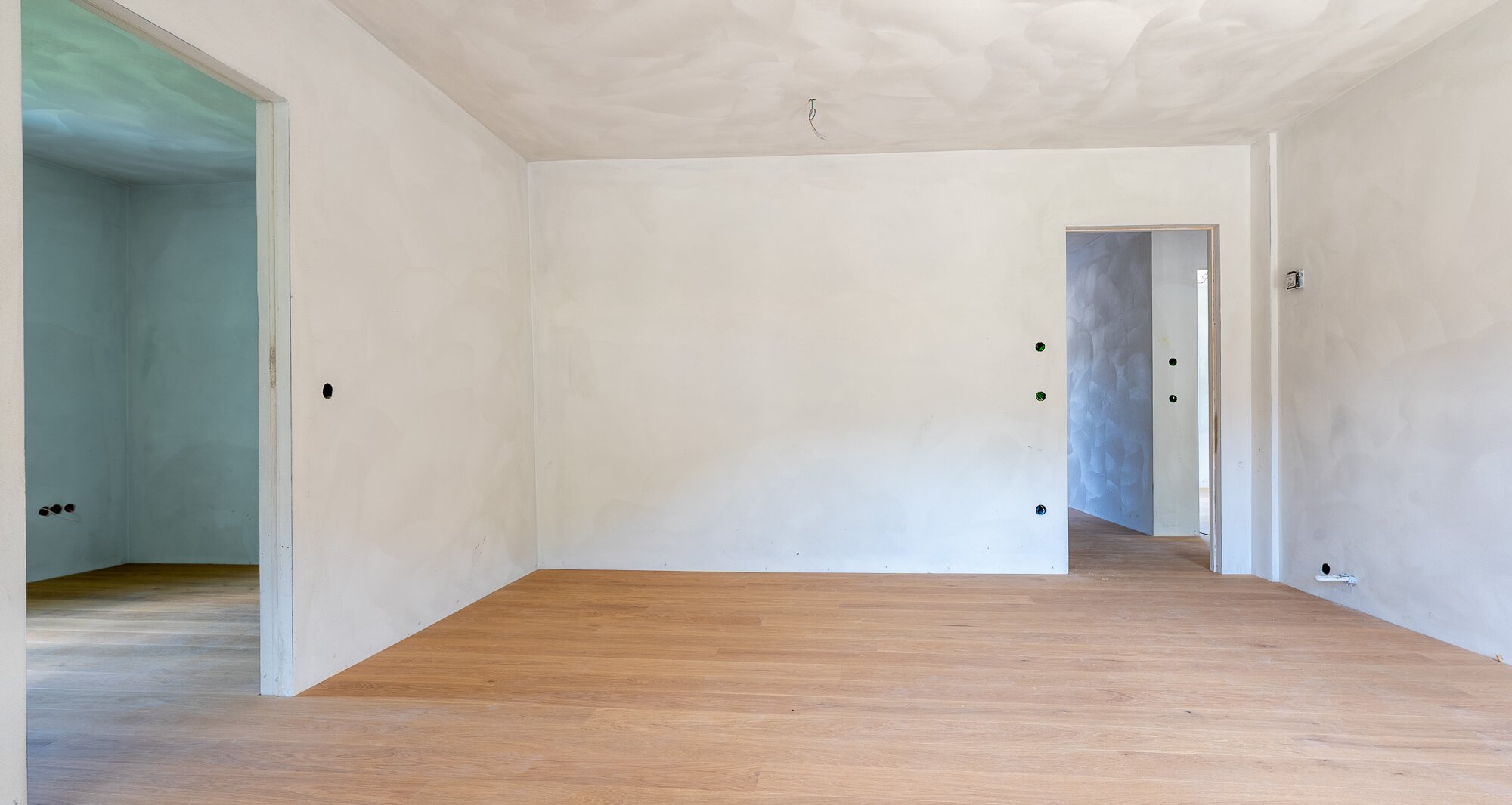 A3: New four-room apartment on a high floor with ~400 m² garden