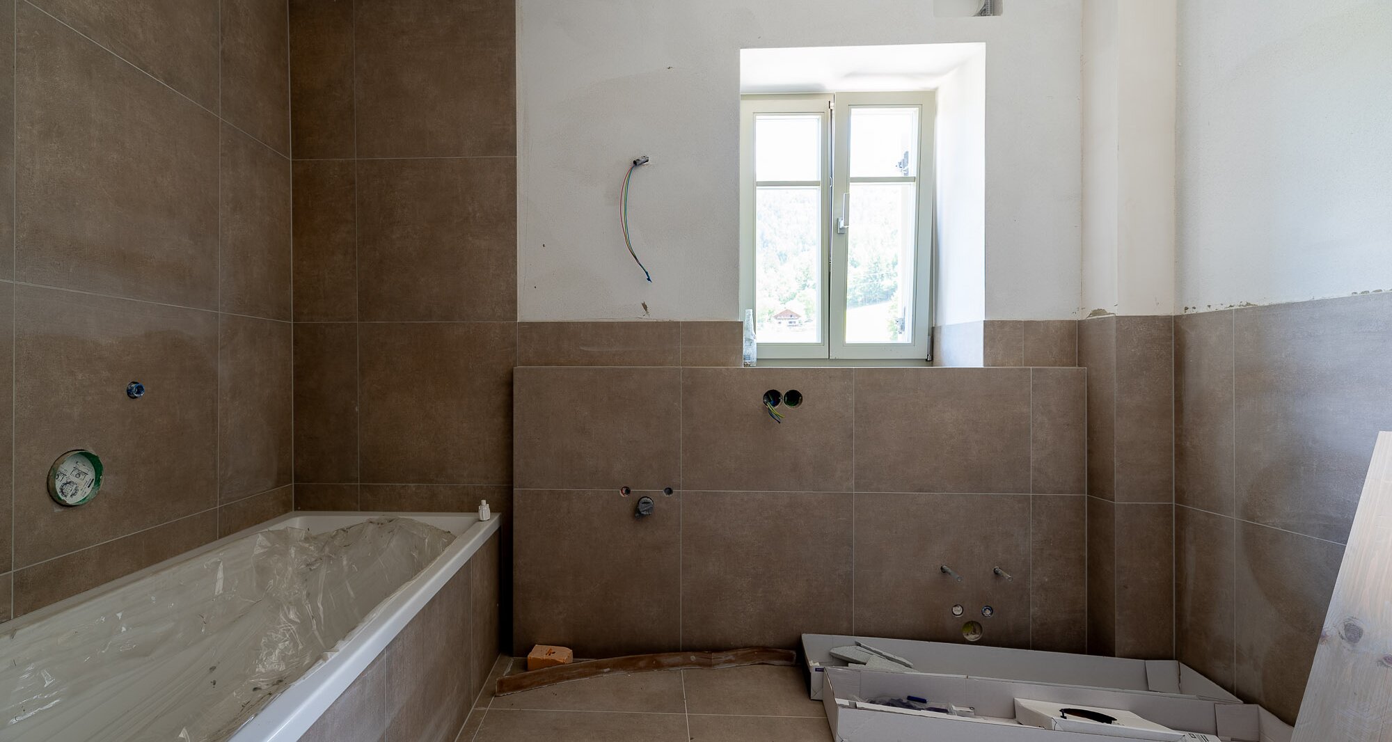 A3: New four-room apartment on a high floor with ~400 m² garden