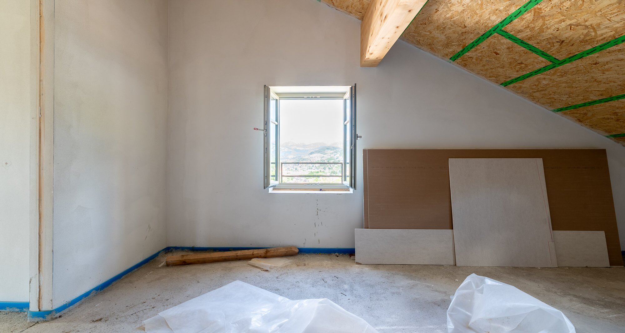 A4: Neue Penthousewohnung mit freiem Blick