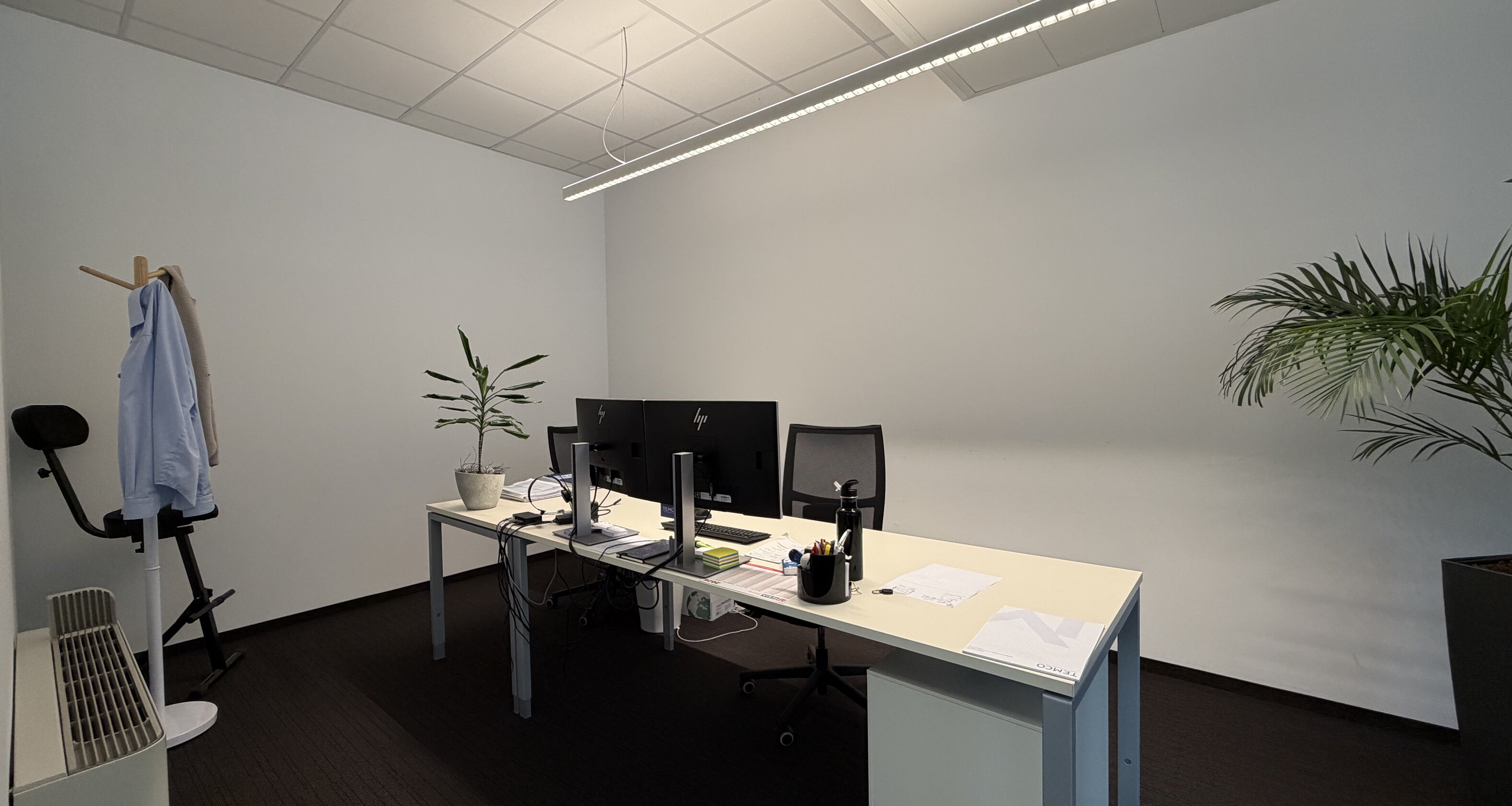 Ufficio moderno al quarto piano