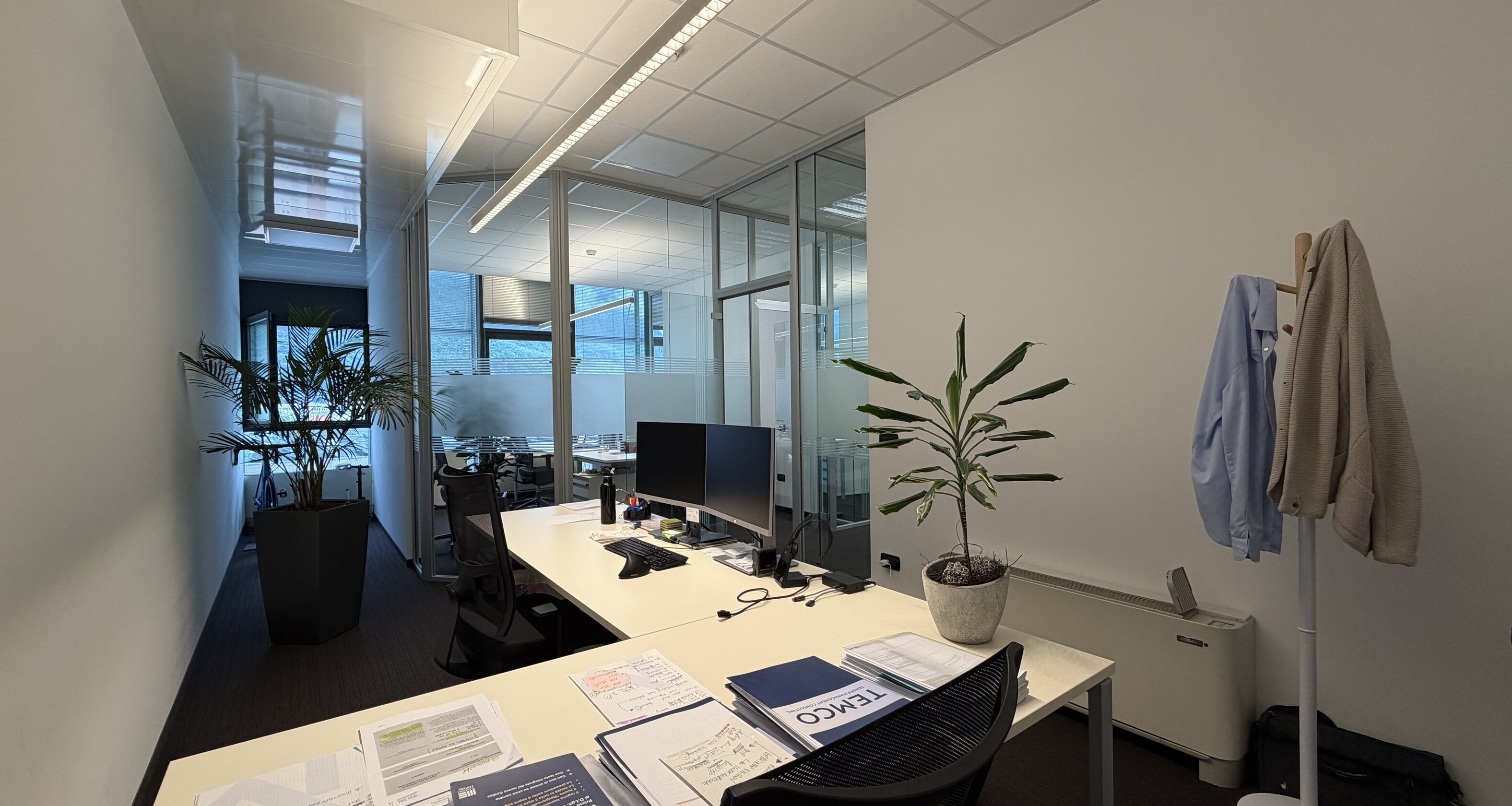 Ufficio moderno al quarto piano
