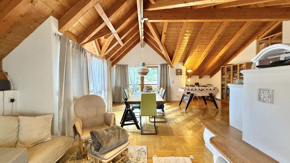 Große 6-Zimmer-Dachgeschosswohnung mit Panoramablick über Brixen