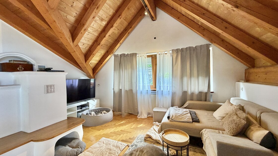 Große 6-Zimmer-Dachgeschosswohnung mit Panoramablick über Brixen