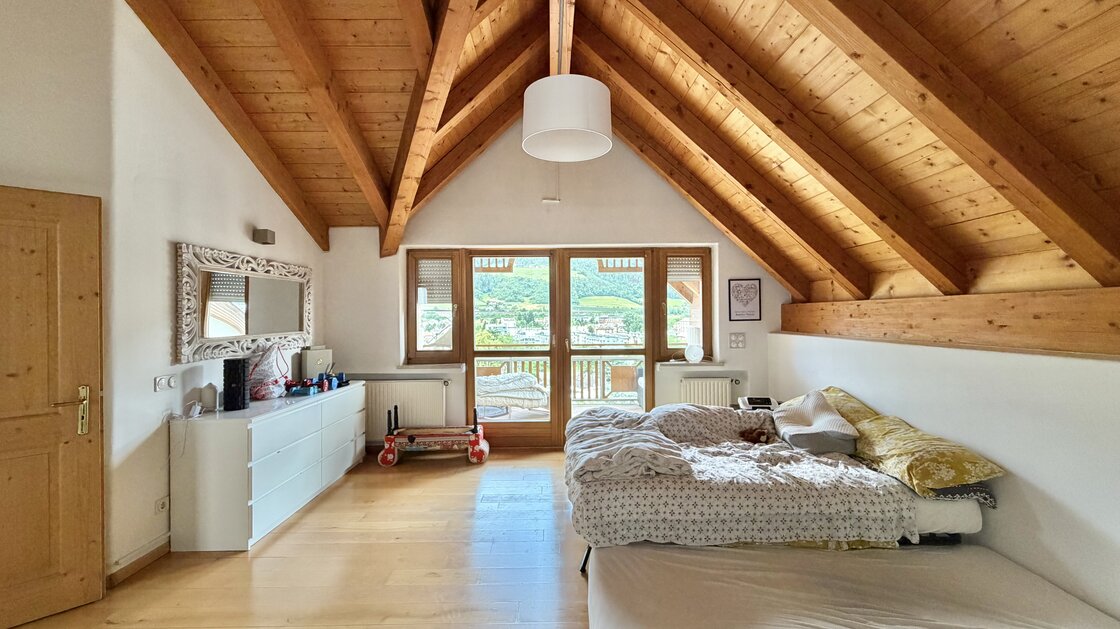 Große 6-Zimmer-Dachgeschosswohnung mit Panoramablick über Brixen