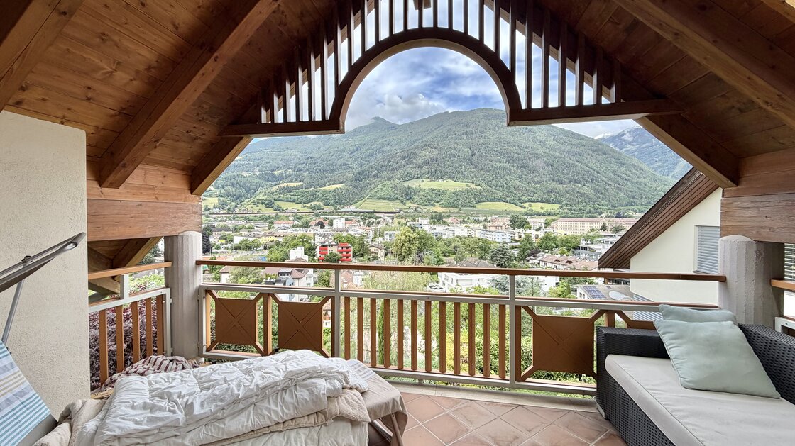 Große 6-Zimmer-Dachgeschosswohnung mit Panoramablick über Brixen