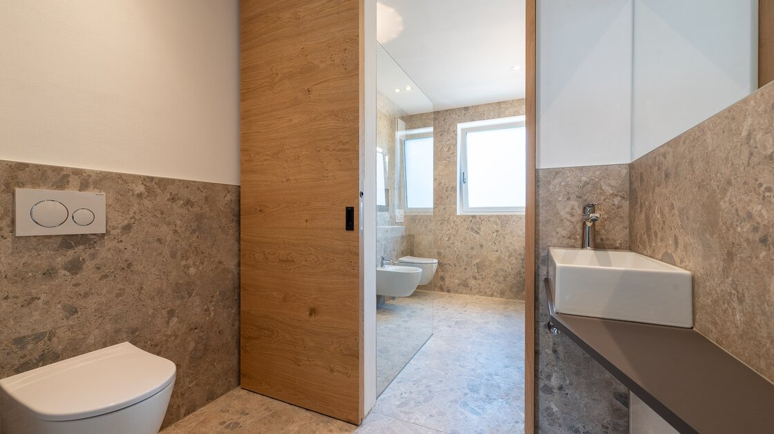 W6: Neue Penthousewohnung mit zwei Terrassen, letzter Stock