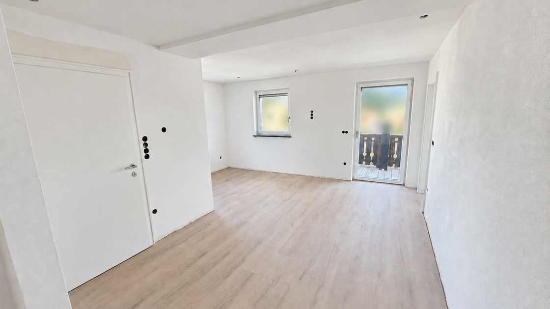 Appartamento ristrutturato con balcone e ampia terrazza