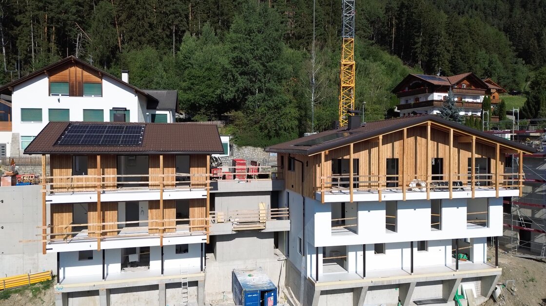 Neue Haushälfte in Panoramalage