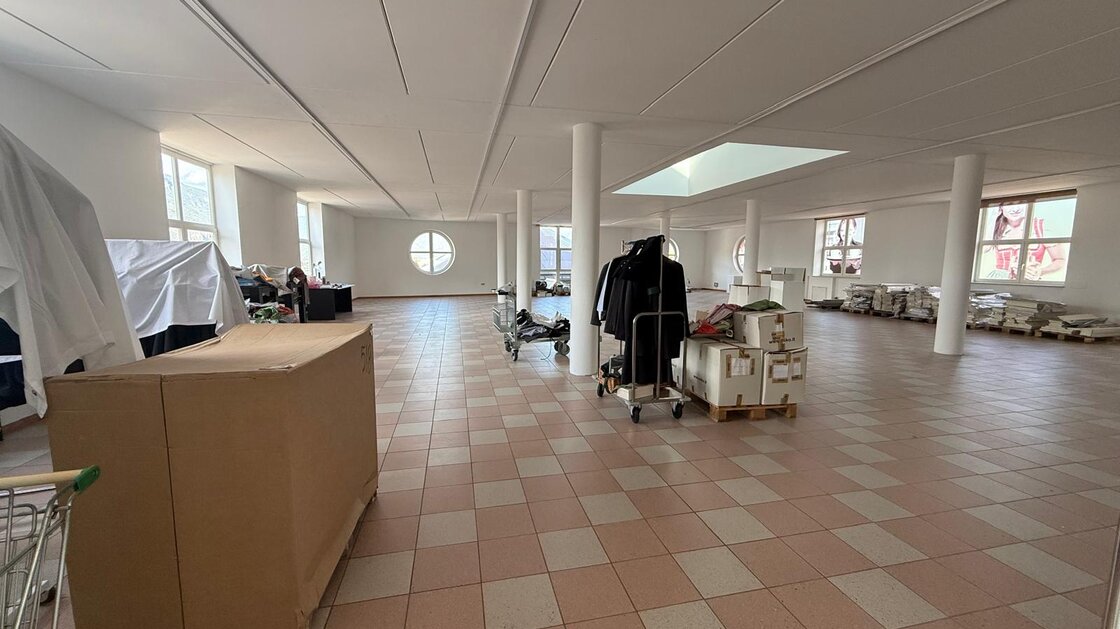 Ufficio open space nel complesso commerciale Miko