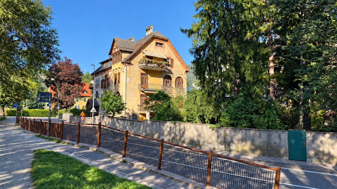 Ampio appartamento d’epoca con balcone e veranda