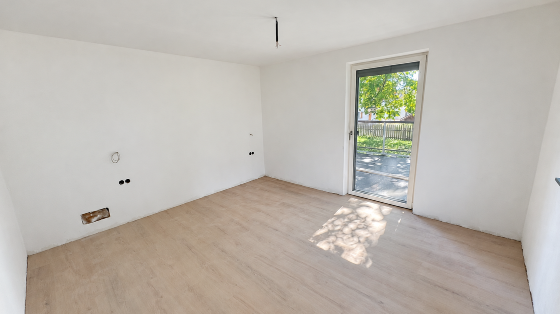 Appartamento ristrutturato con balcone e ampia terrazza