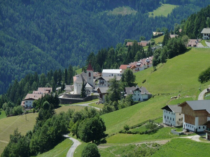 D_7954-afers-bei-brixen-st-georg-aferer-tal.jpeg