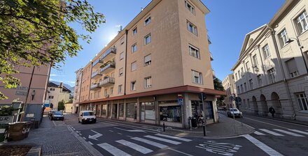 Quadrilocale ristrutturato a nuovo con balcone